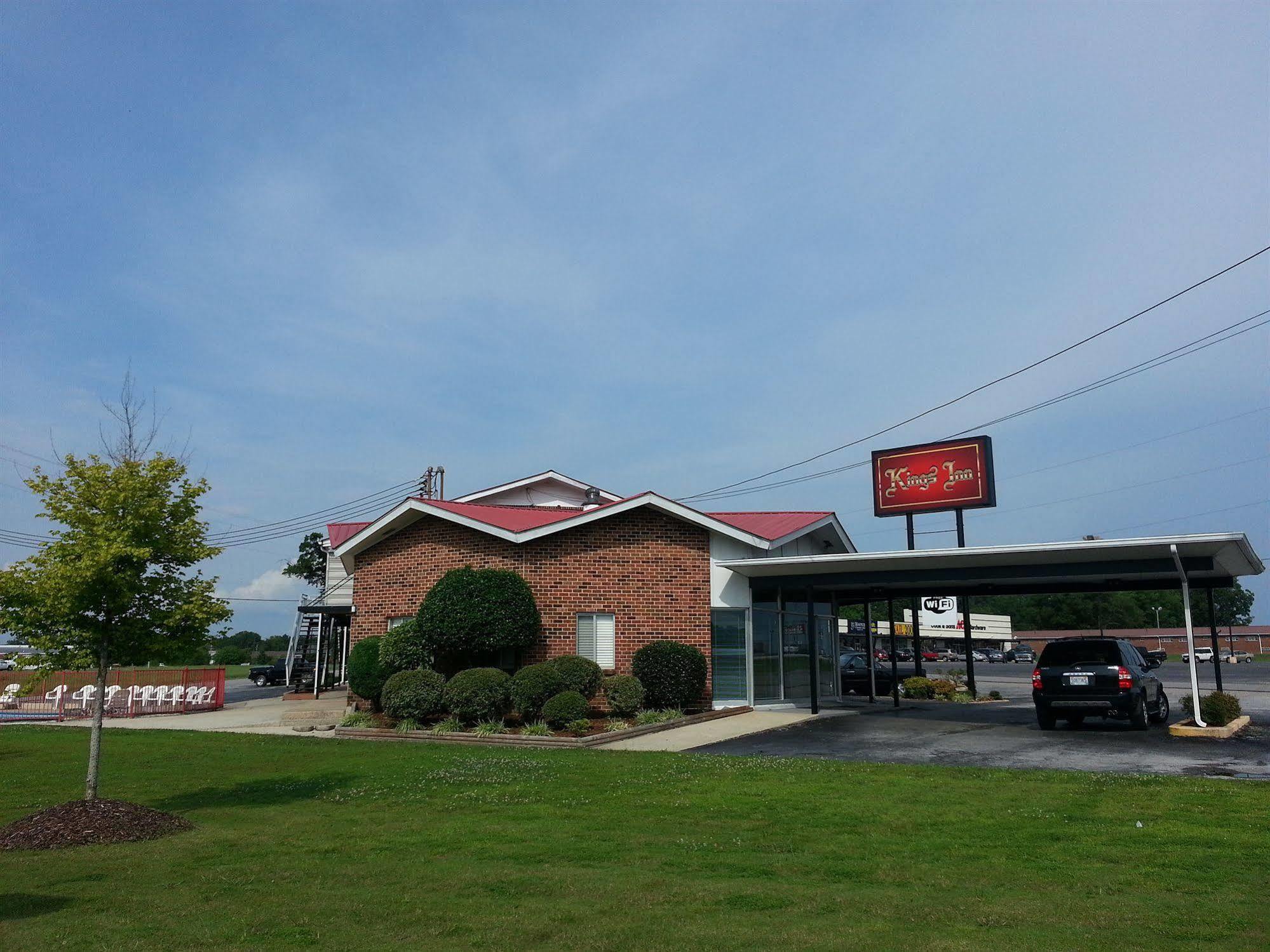 Kings Inn Albertville Exterior photo
