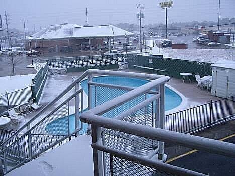 Kings Inn Albertville Exterior photo